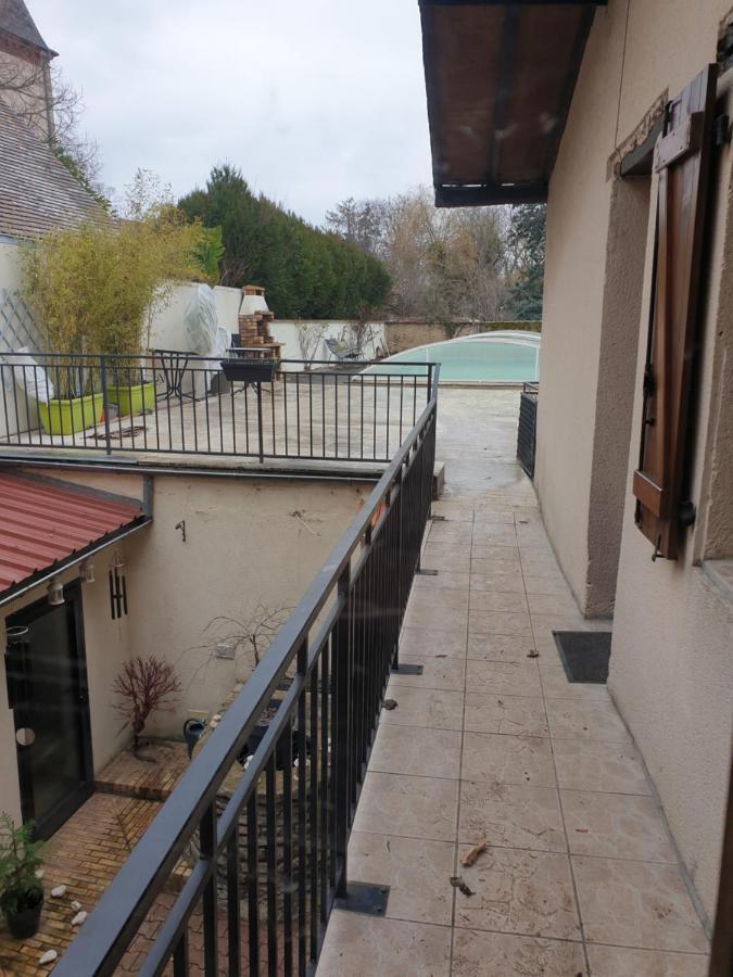 La Maison Porte Bonheur Chantelle Exterior photo